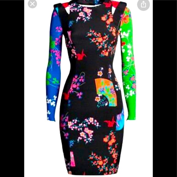 NWT- VERSACE STAMPA FLORAL SILK MINI DRESS - Picture 9 of 15